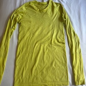 Lululemon athletica swiftly tech long sleeve in yellow/green size 4